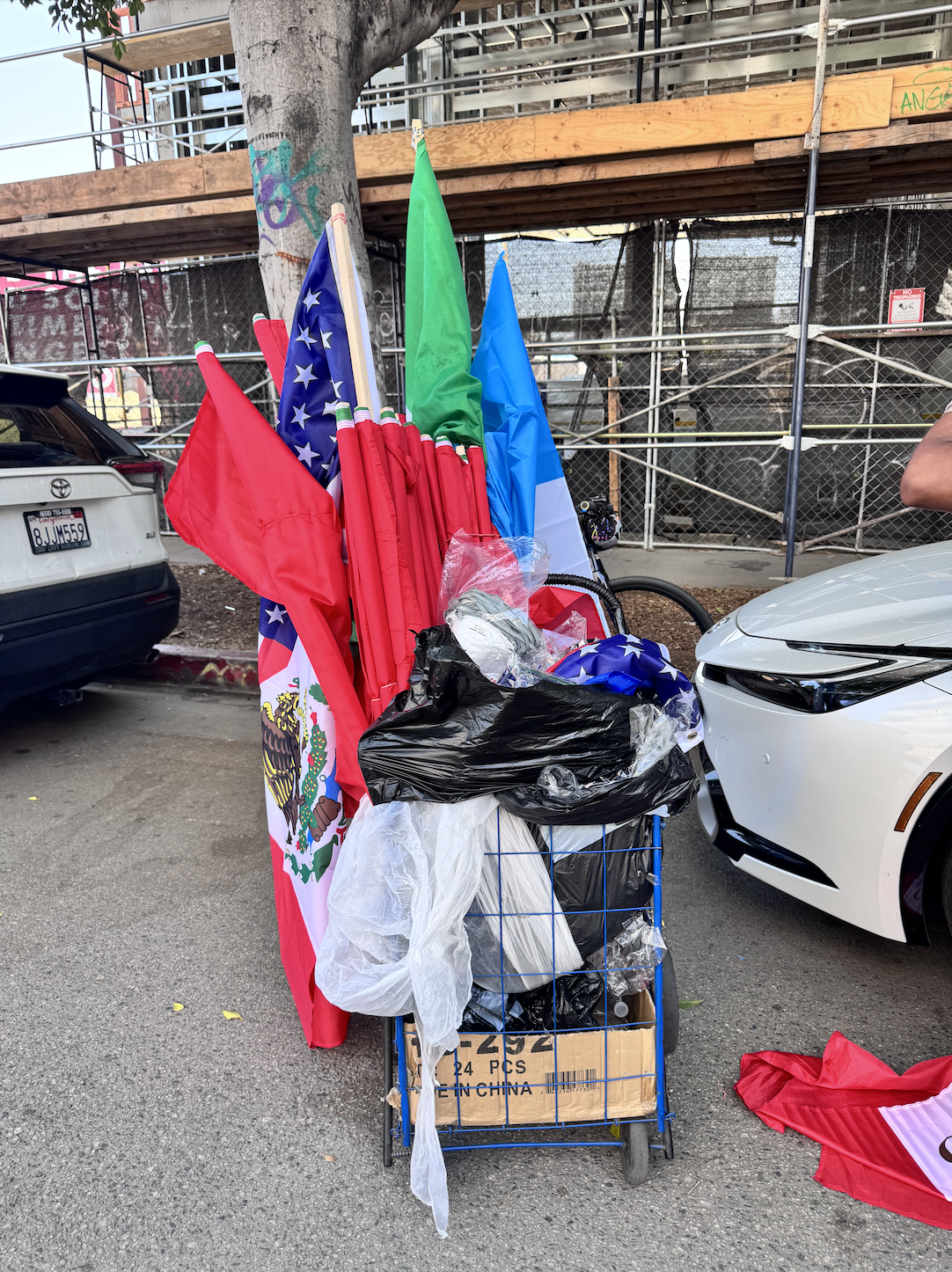 flag vendors